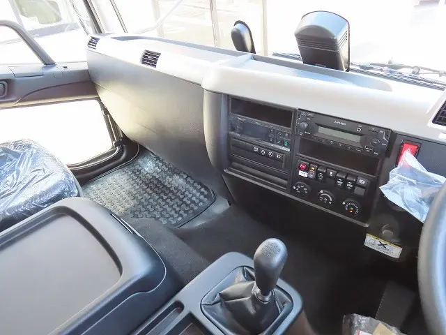 三菱 ファイター 2KG-FK65F(2WD)の写真11