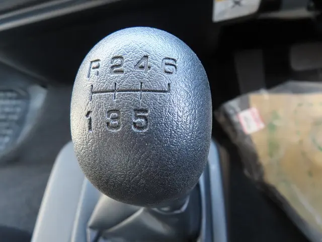 三菱 ファイター 2KG-FK65F(2WD)の写真17