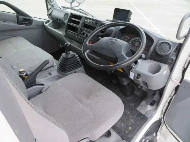 日野 デュトロ SDG-XZU720M改(2WD)の写真10