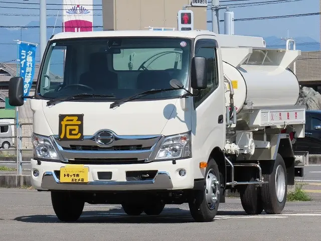 日野 デュトロ 2KG-XZU700M(2WD)の写真2