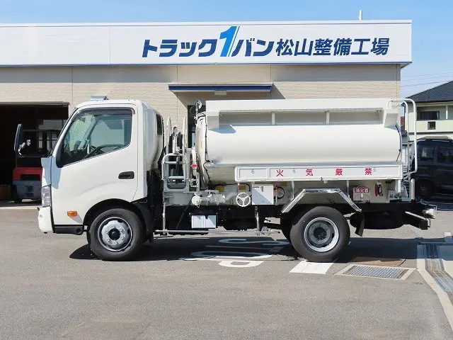日野 デュトロ 2KG-XZU700M(2WD)の写真4
