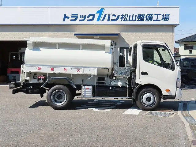 日野 デュトロ 2KG-XZU700M(2WD)の写真5