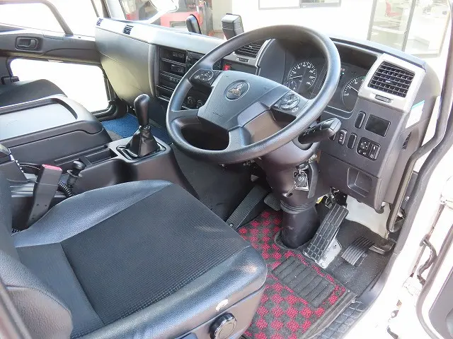 三菱 ファイター 2KG-FK65F(2WD)の写真7