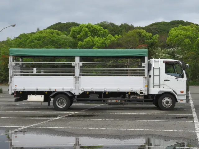 三菱 ファイター 2KG-FK61F(2WD)の写真5