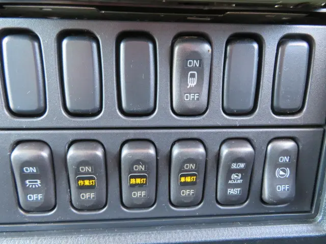 三菱 ファイター 2KG-FK61F(2WD)の写真15