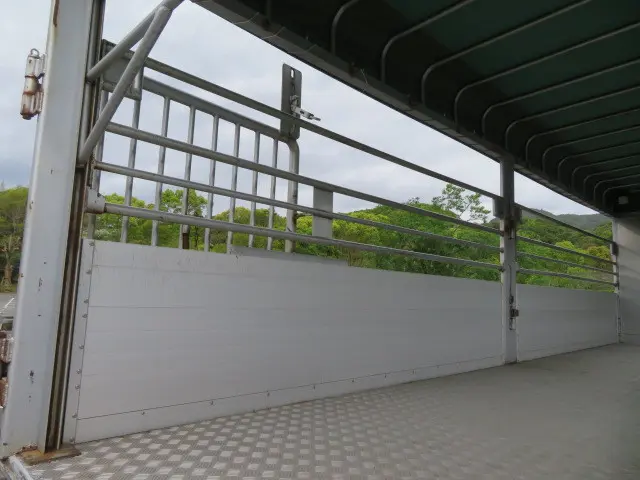三菱 ファイター 2KG-FK61F(2WD)の写真23