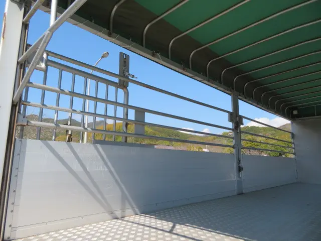 三菱 ファイター 2KG-FK61F(2WD)の写真27