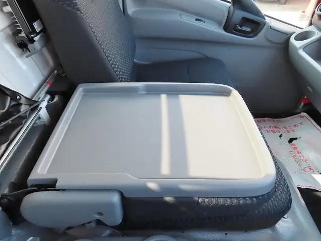 日野 デュトロ 2KG-ZXU722M(2WD)の写真13