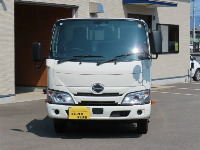 日野 デュトロ 2KG-XZC605M(2WD)の写真5