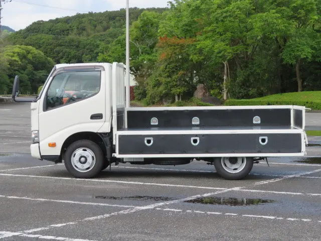日野 デュトロ 2KG-XZC605M(2WD)の写真8