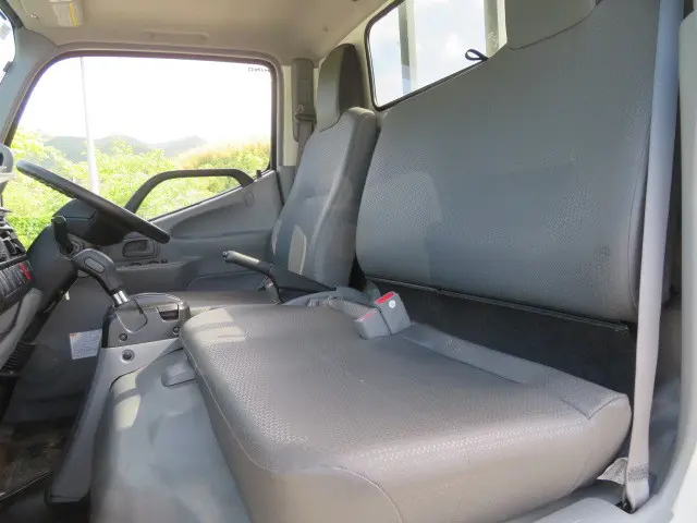 日野 デュトロ 2KG-XZC605M(2WD)の写真10