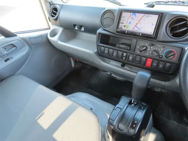 日野 デュトロ 2KG-XZC605M(2WD)の写真15