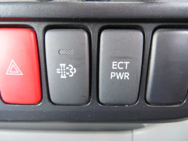 日野 デュトロ 2KG-XZC605M(2WD)の写真15