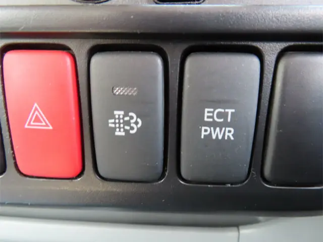 日野 デュトロ 2KG-XZC605M(2WD)の写真17