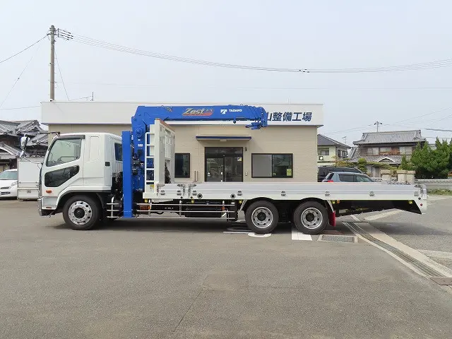 三菱 ファイター 2DG-FQ62F(6x4)の写真4