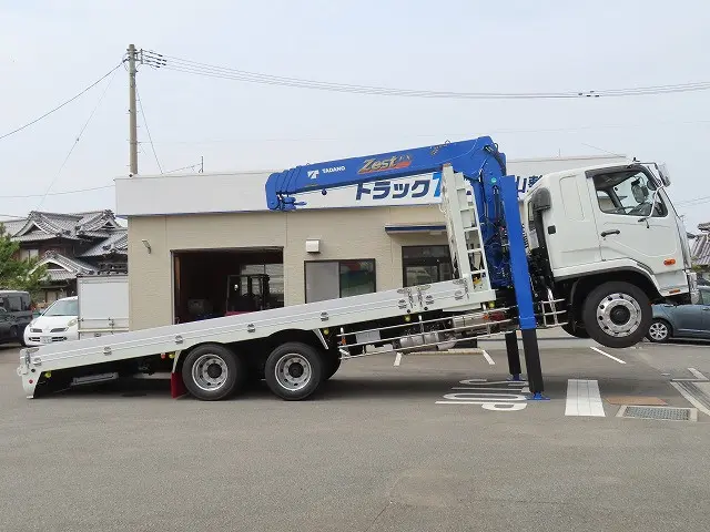 三菱 ファイター 2DG-FQ62F(6x4)の写真8