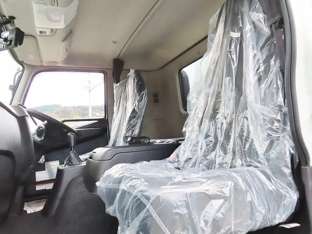 三菱 ファイター 2KG-FK65F(2WD)の写真9