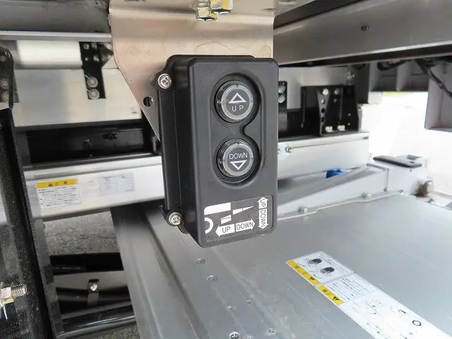 三菱 ファイター 2KG-FK65F(2WD)の写真38