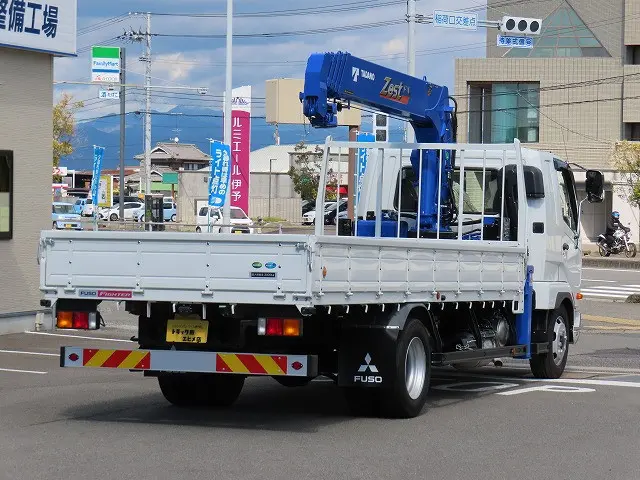 三菱 ファイター 2KG-FK62F(2WD)の写真3