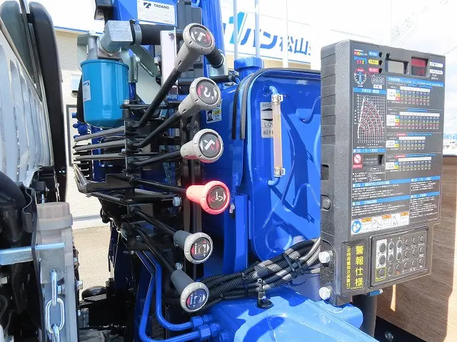 三菱 ファイター 2KG-FK62F(2WD)の写真37