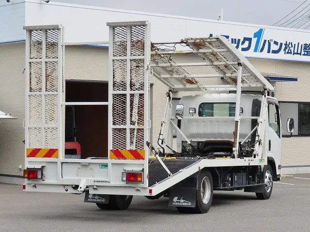 いすゞ エルフ 2RG-NPR88YN(2WD)の写真2