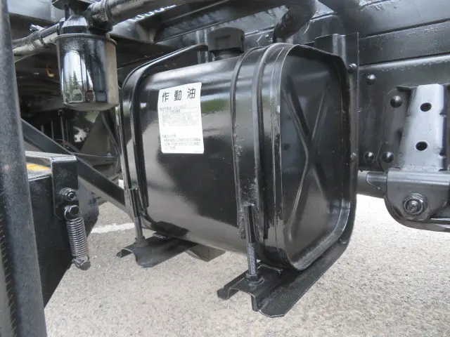 いすゞ エルフ 2RG-NPR88YN(2WD)の写真39