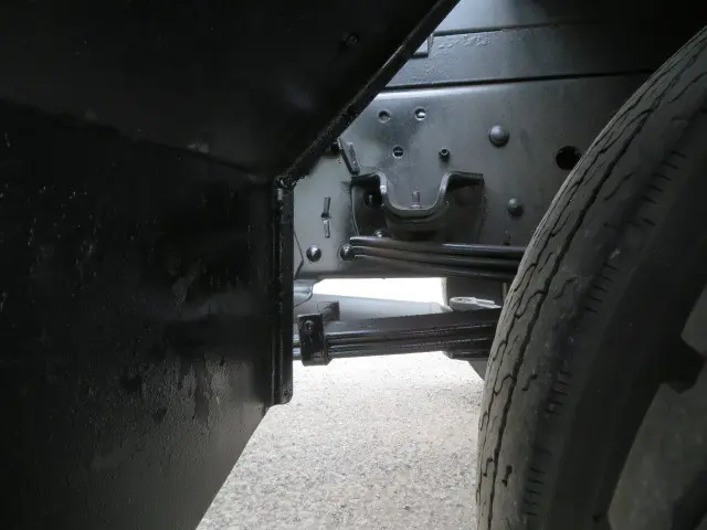 いすゞ エルフ 2RG-NPR88YN(2WD)の写真48