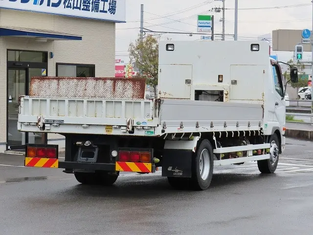 三菱 ファイター QKG-FK62FZ(2WD)の写真2