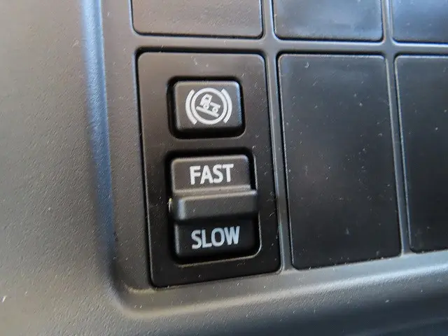 日野 レンジャー 2KG-FD2ABA(2WD)の写真16