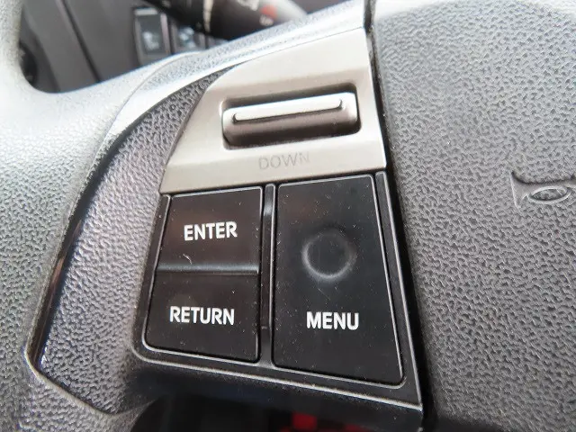 いすゞ ギガ QKG-CYZ77BJ(6x4)の写真16