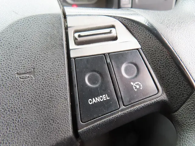 いすゞ ギガ QKG-CYZ77BJ(6x4)の写真17