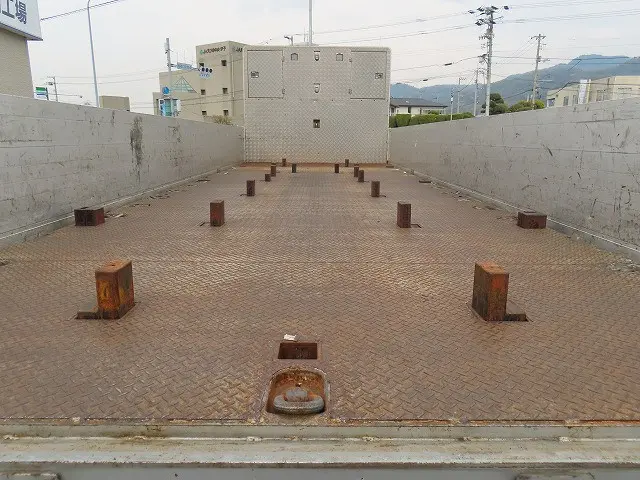 いすゞ ギガ QKG-CYZ77BJ(6x4)の写真25