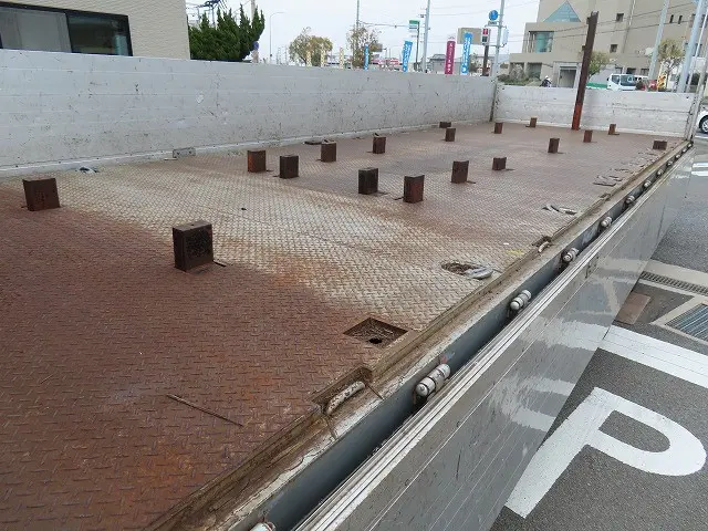 いすゞ ギガ QKG-CYZ77BJ(6x4)の写真29