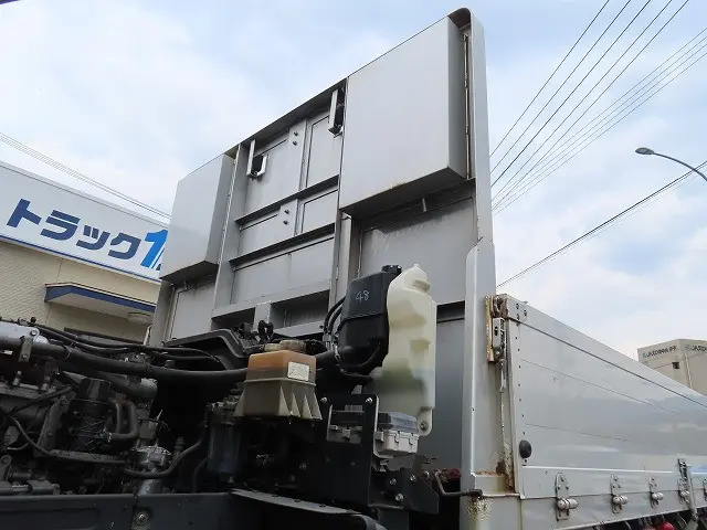 いすゞ ギガ QKG-CYZ77BJ(6x4)の写真34