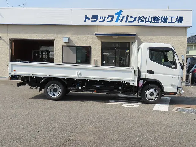 三菱 キャンター 2RG-FEB50(2WD)の写真4