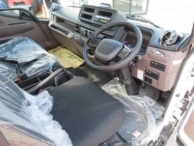 三菱 キャンター 2RG-FEB50(2WD)の写真9