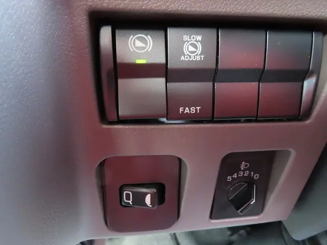 三菱 キャンター 2RG-FEB50(2WD)の写真15