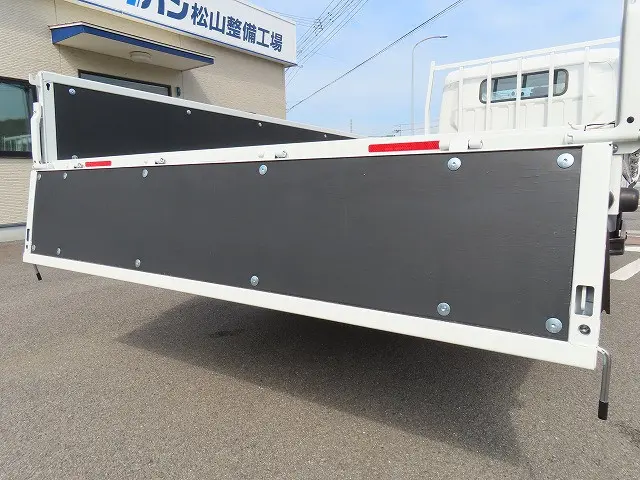 三菱 キャンター 2RG-FEB50(2WD)の写真29