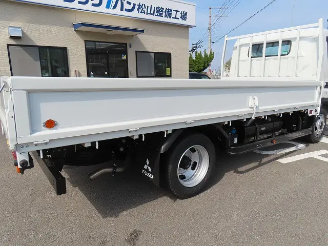 三菱 キャンター 2RG-FEB50(2WD)の写真32