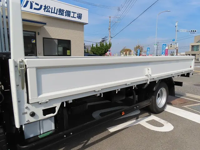 三菱 キャンター 2RG-FEB50(2WD)の写真32