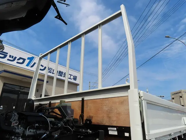 三菱 キャンター 2RG-FEB50(2WD)の写真34