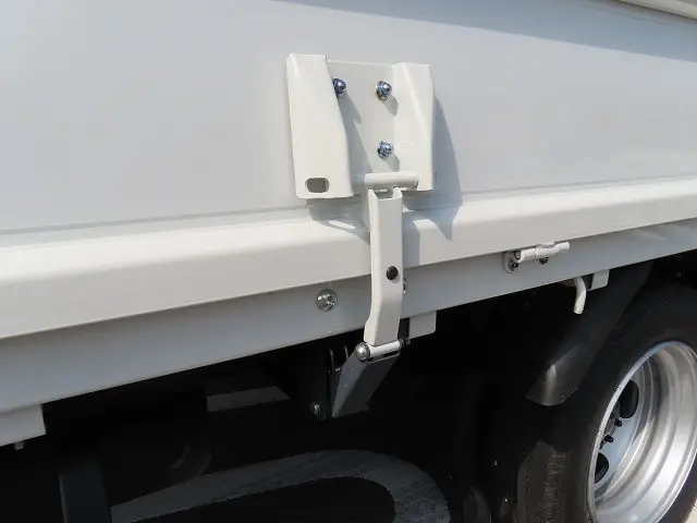 三菱 キャンター 2RG-FEB50(2WD)の写真35