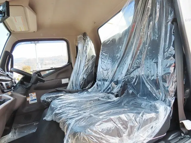 三菱 キャンター 2PG-FEB80(2WD)の写真10