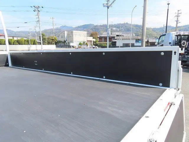 三菱 キャンター 2PG-FEB80(2WD)の写真26