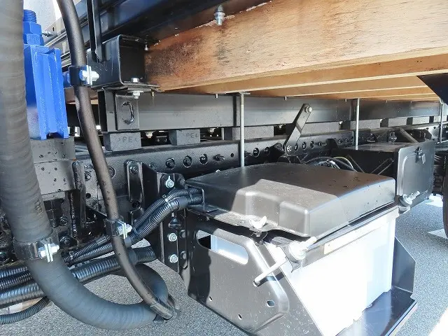 三菱 キャンター 2PG-FEB80(2WD)の写真42