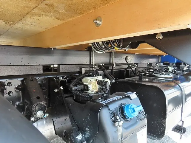 三菱 キャンター 2PG-FEB80(2WD)の写真44