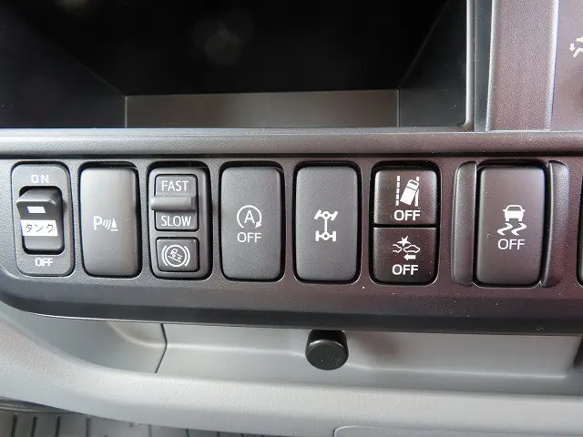 日野 デュトロ 2DG-XZU685M(4WD)の写真14