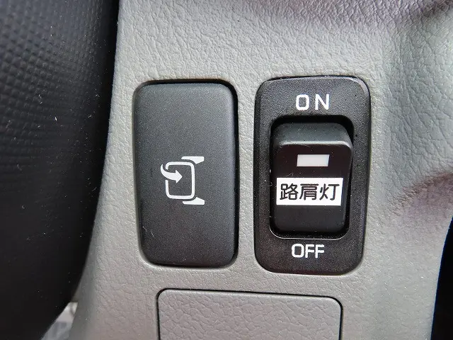 日野 デュトロ 2DG-XZU685M(4WD)の写真17