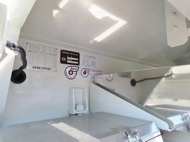 日野 デュトロ 2DG-XZU685M(4WD)の写真45