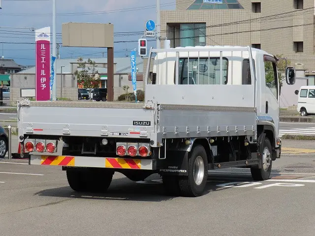 いすゞ フォワード TKG-FRR90S2(2WD)の写真2
